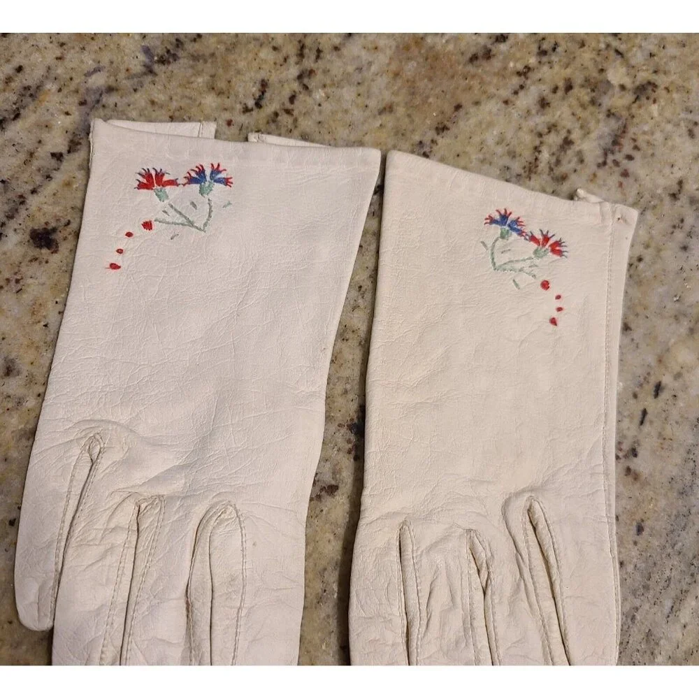 Vintage Girls Size M White Leather Formal 6.5